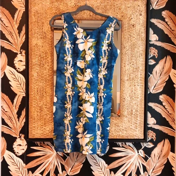 Vintage Dress from Hawaii - Picture 1 of 3